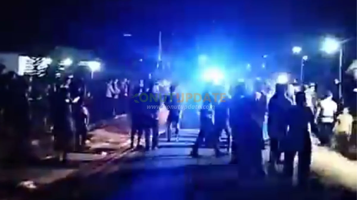 Pilkades Ditunda, Warga Puao Blokade Jalan Poros Motaha–Kendari hingga Malam