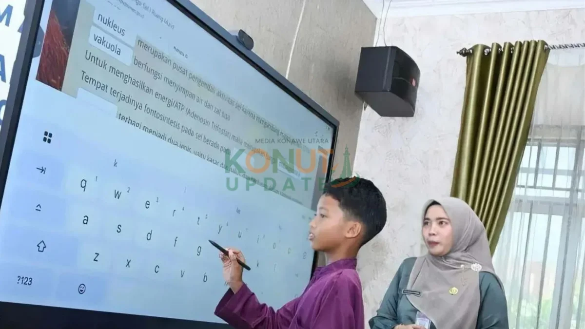Digitalisasi Pendidikan di Konut Diperkuat, 181 Papan Interaktif Digital Disalurkan