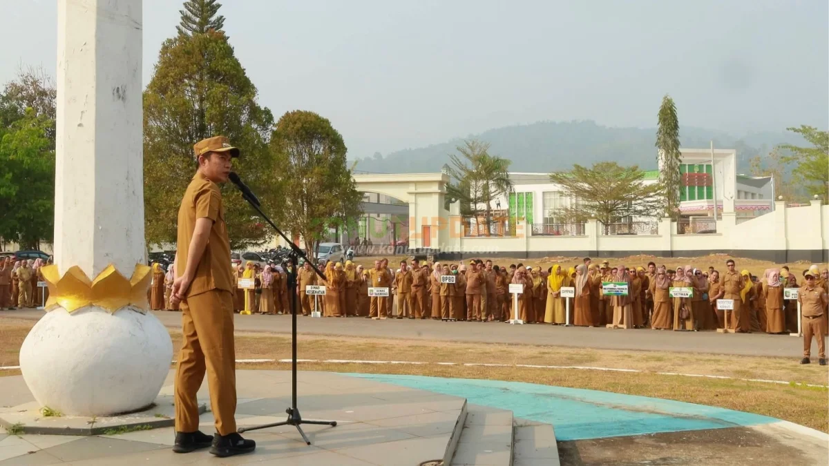 Pimpin Apel Gabungan, Bupati Ikbar Minta Anggaran Konawe Utara 2027 Tepat Sasaran, Capaian Pendidikan Jadi Evaluasi