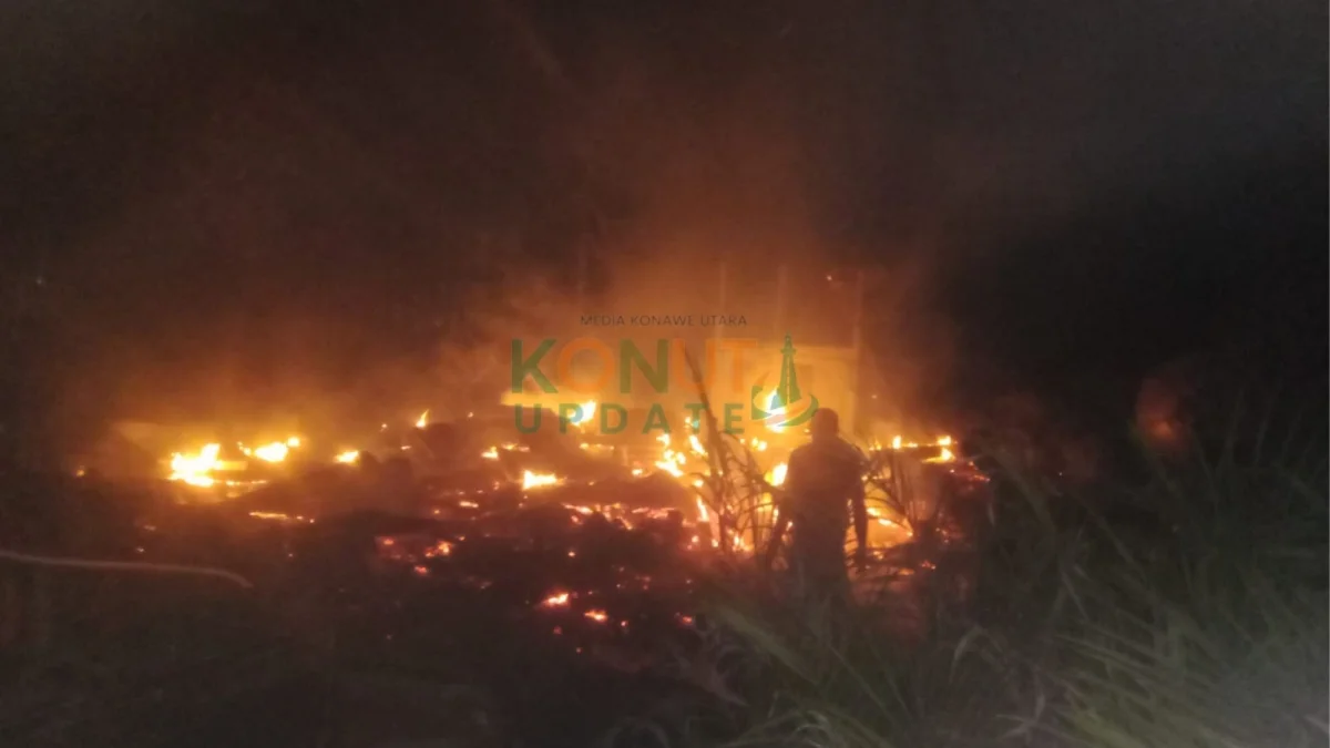 Rumah Warga di Basala Konsel Terbakar, Persiapan Pernikahan Anak Ikut Dilalap Api