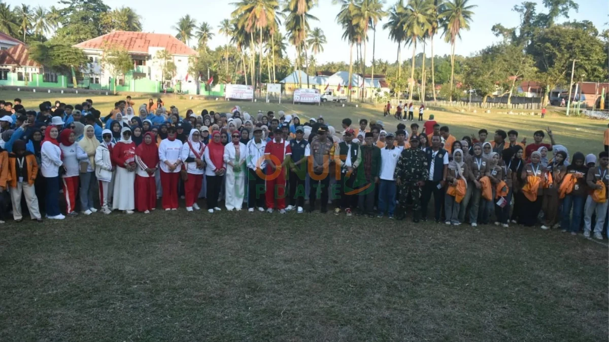 Semarak HUT ke-81 RI, Pekan Olahraga Tingkat Kecamatan Sawa Resmi Dibuka